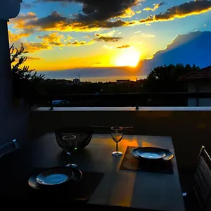 https://le-studio-dantxeta-vue-ocan-2-pas-de-guethary.biarritzhotels.info